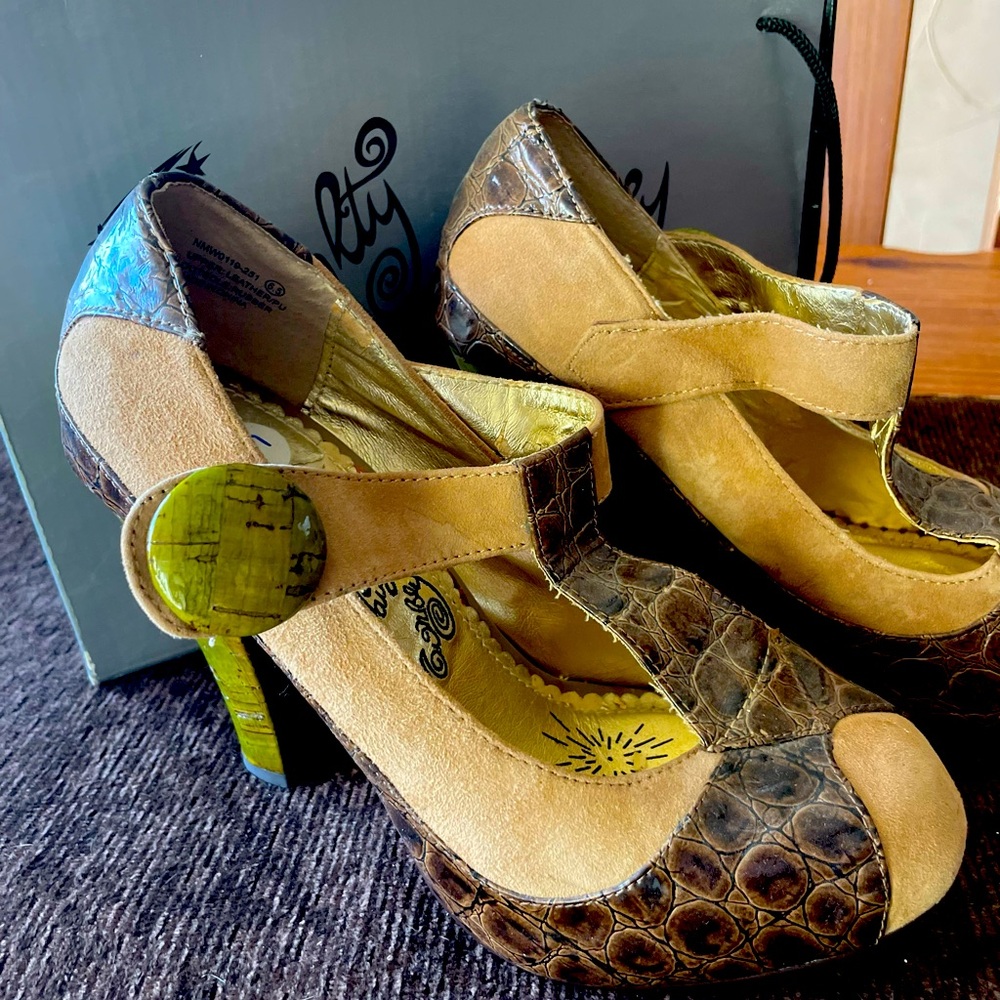 Naughty Monkey Retro vibes pump 6.5